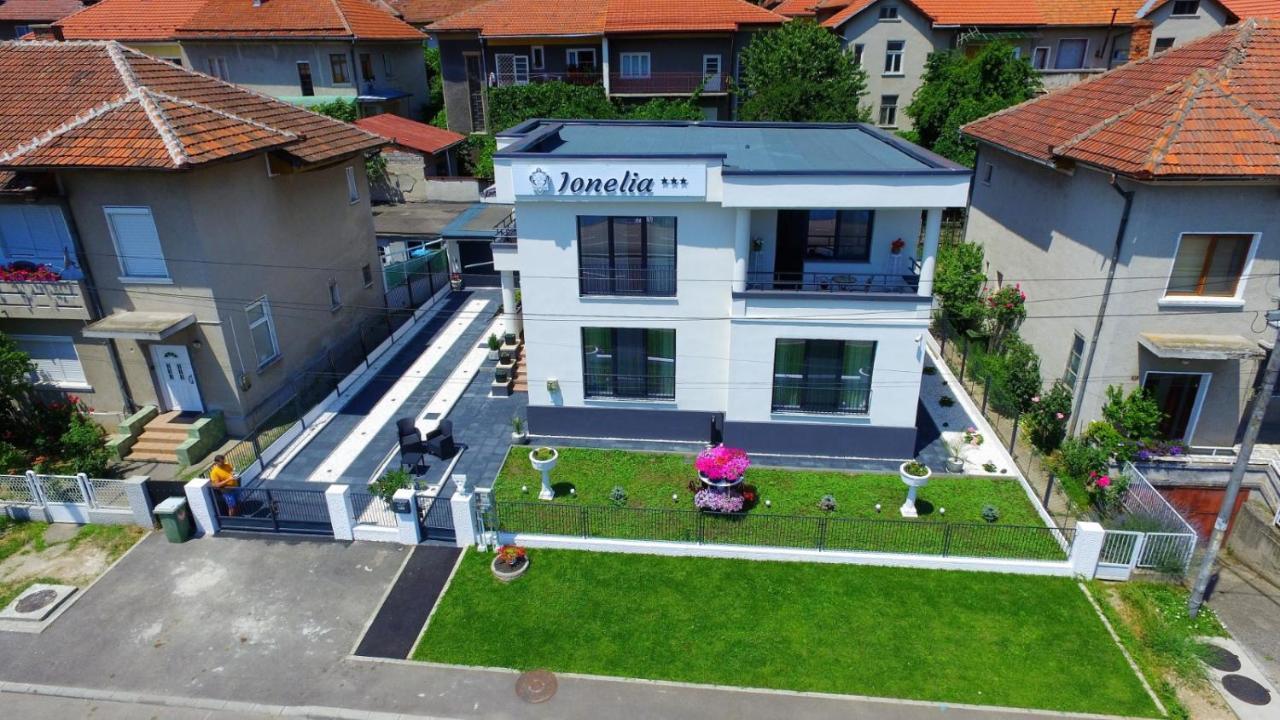 Pensiunea Ionelia Orsova Exterior photo